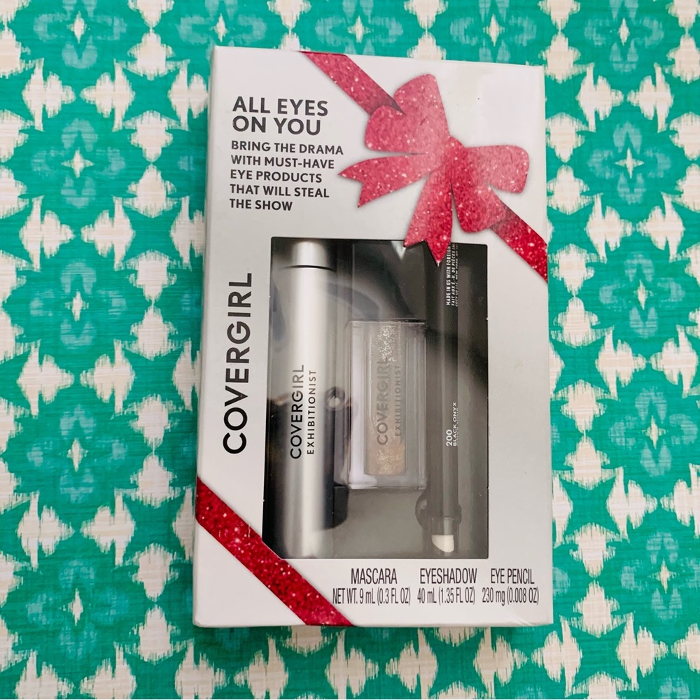 Covergirl All Eyes On You Exhibitionist Mascara Eyeshadow Eye Pencil Kit